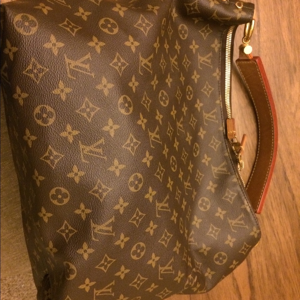 Authentic Louis Vuitton shoulder bag